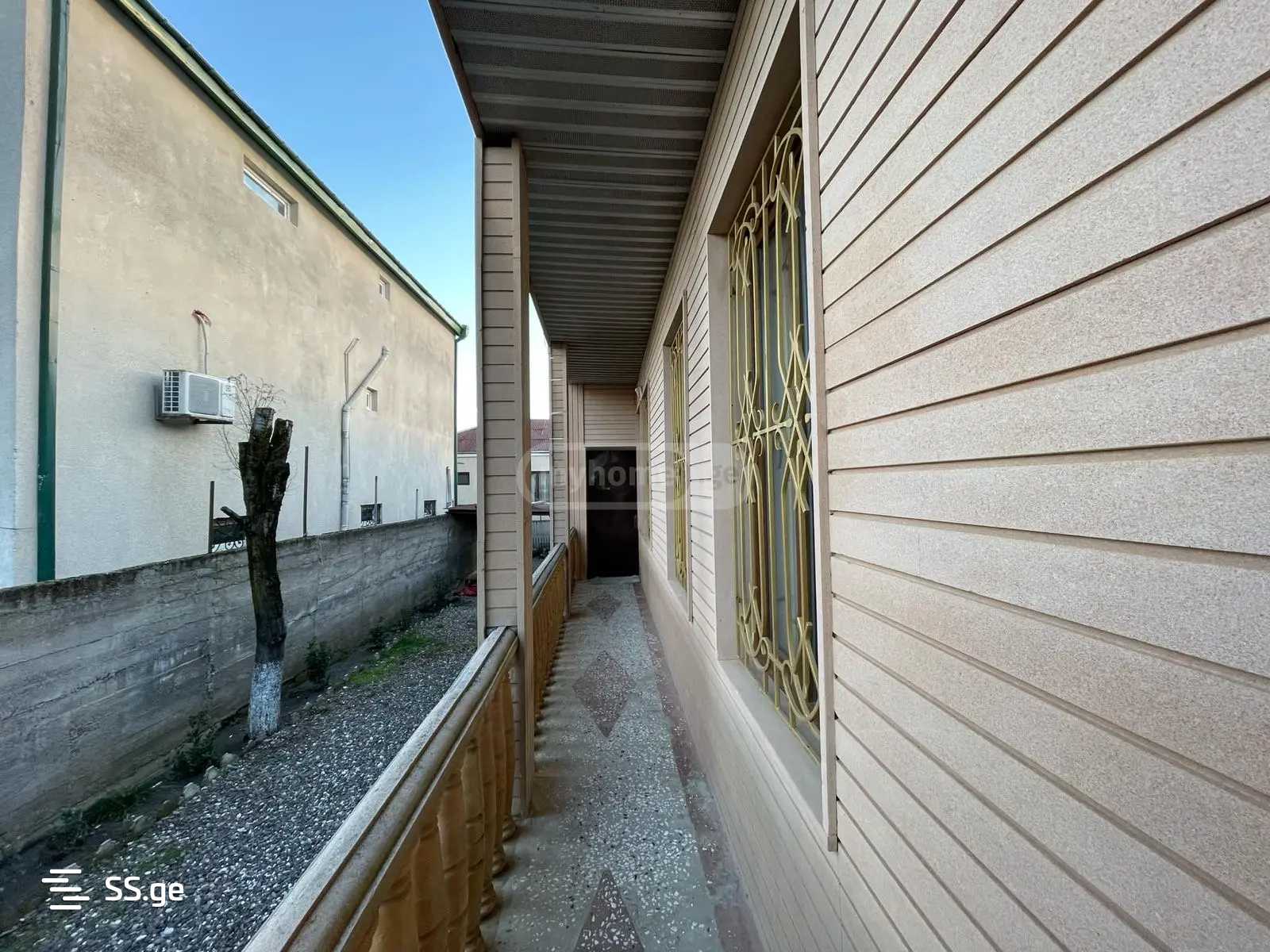 8 Room Private House For Rent. Kutaisi view 13