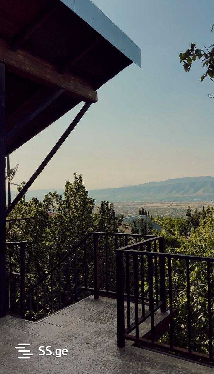 7 Room Private House For Sale view 4