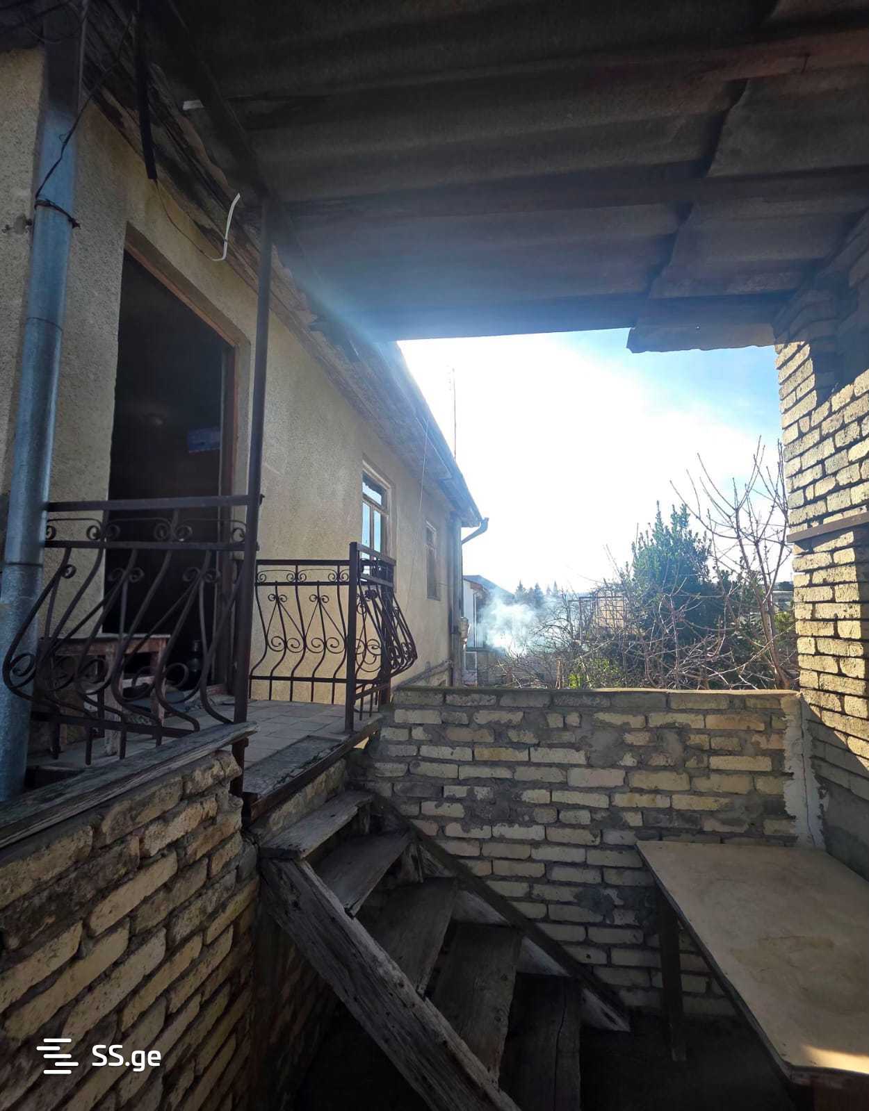 5 Room Private House For Sale view 1