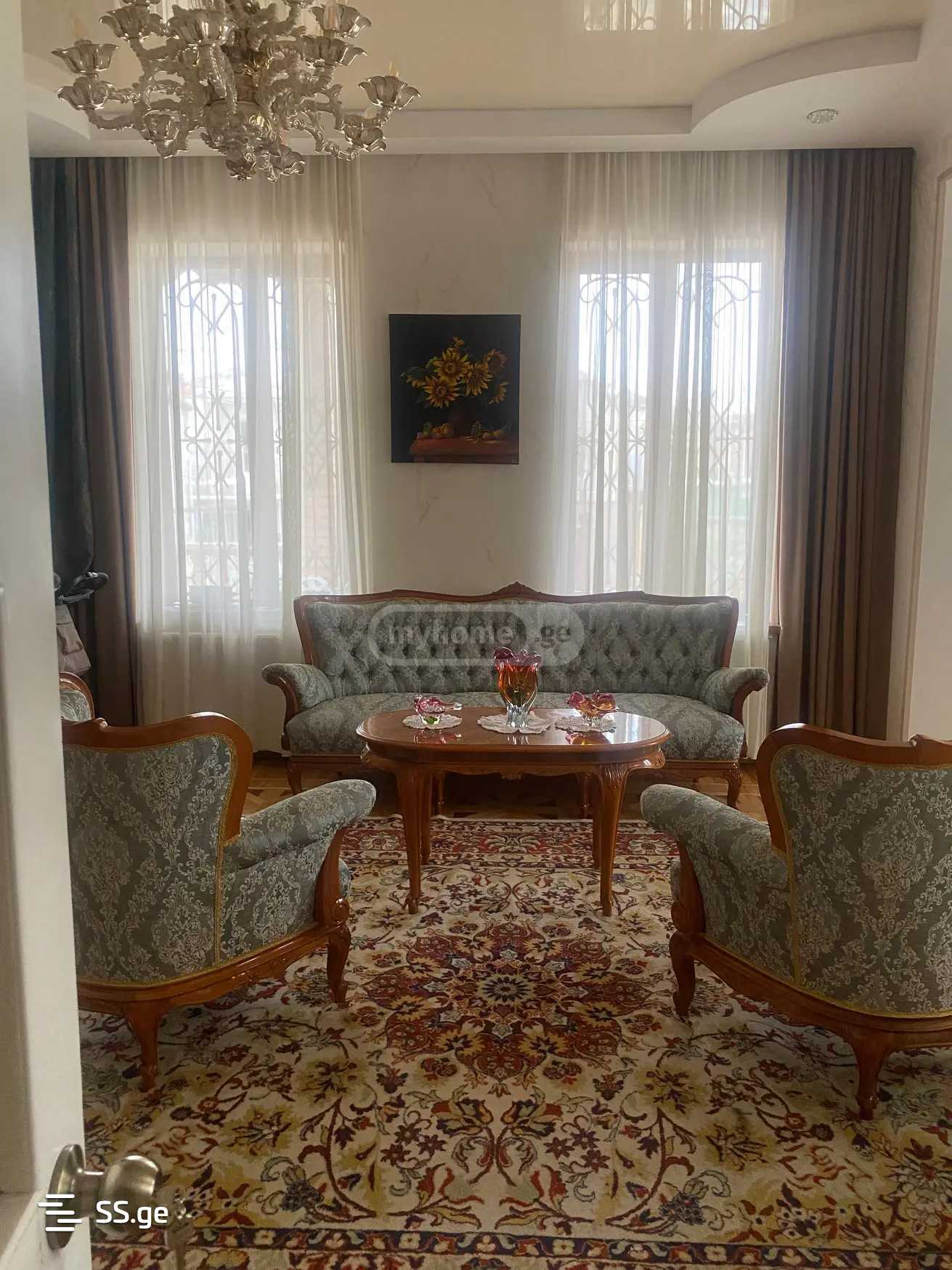 8 Room Private House For Rent. Kutaisi view 3