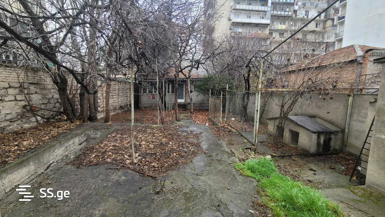 5 Room Private House For Sale view 9