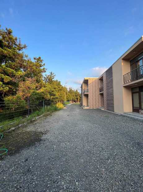 3 room Private House For Sale. Ureki