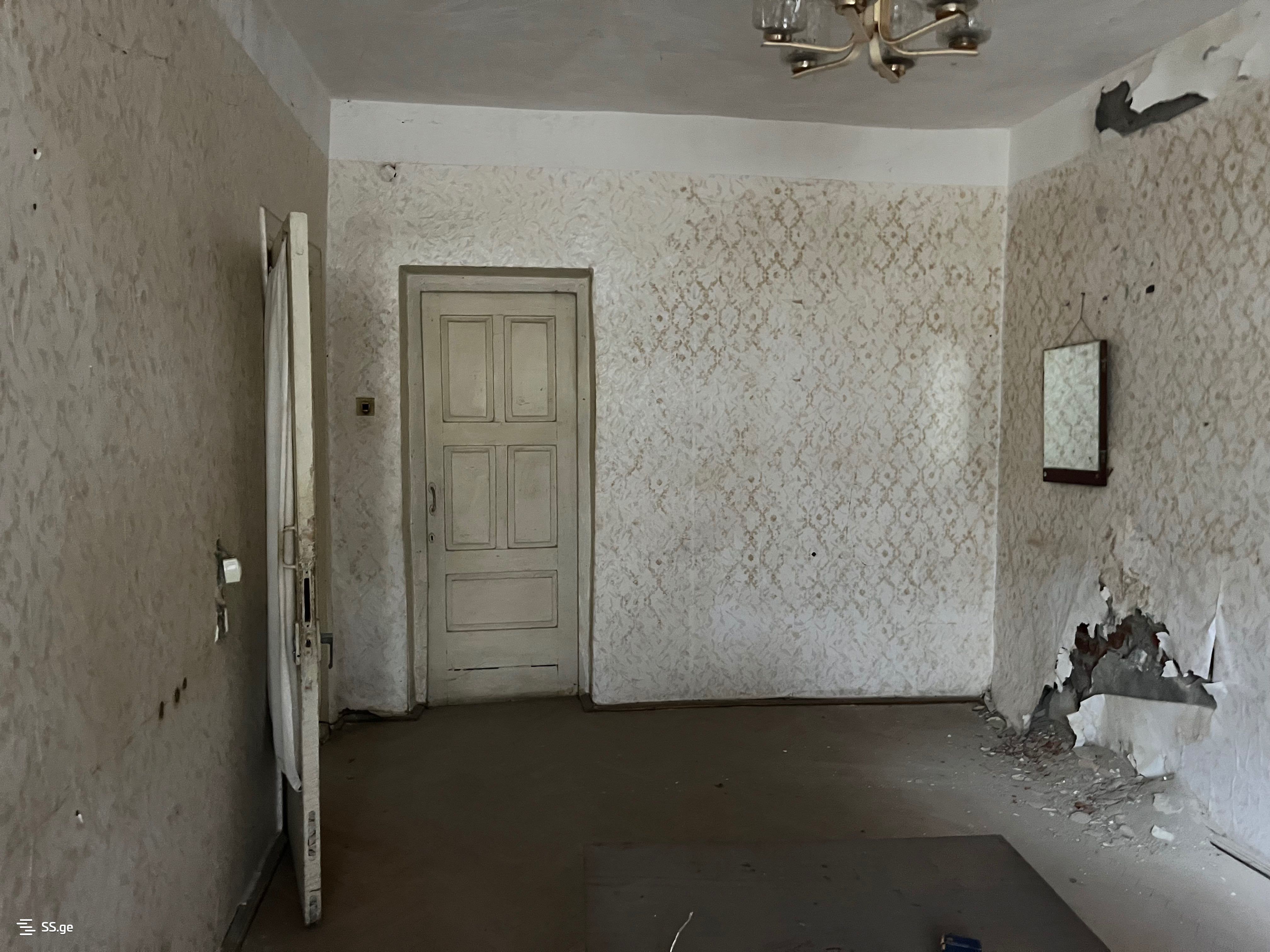 3 Room Flat For Sale view 3