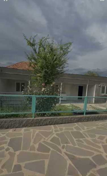 6 room Private House For Sale. Tserovani