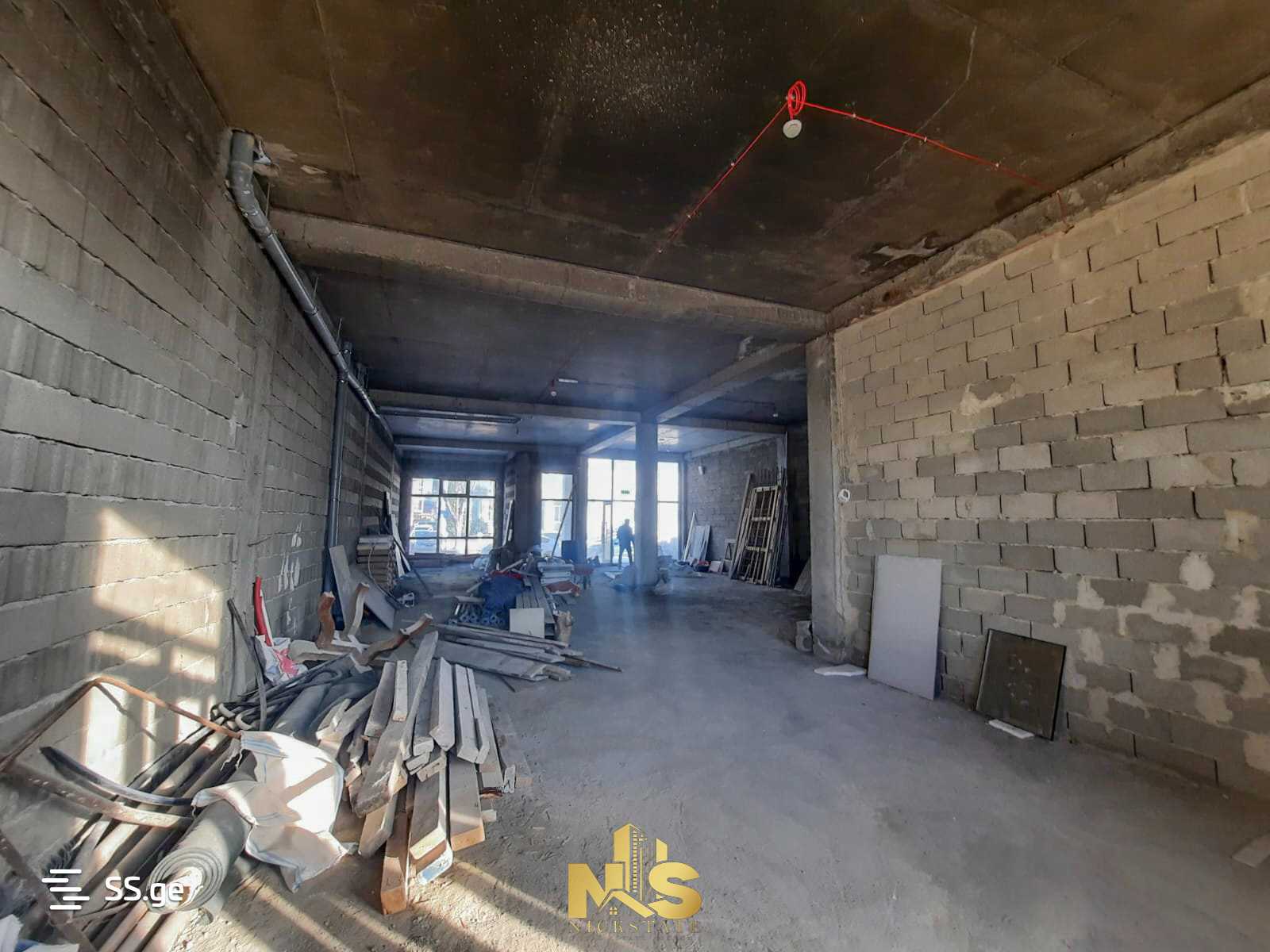 Commercial Space For Rent. Gori view 1