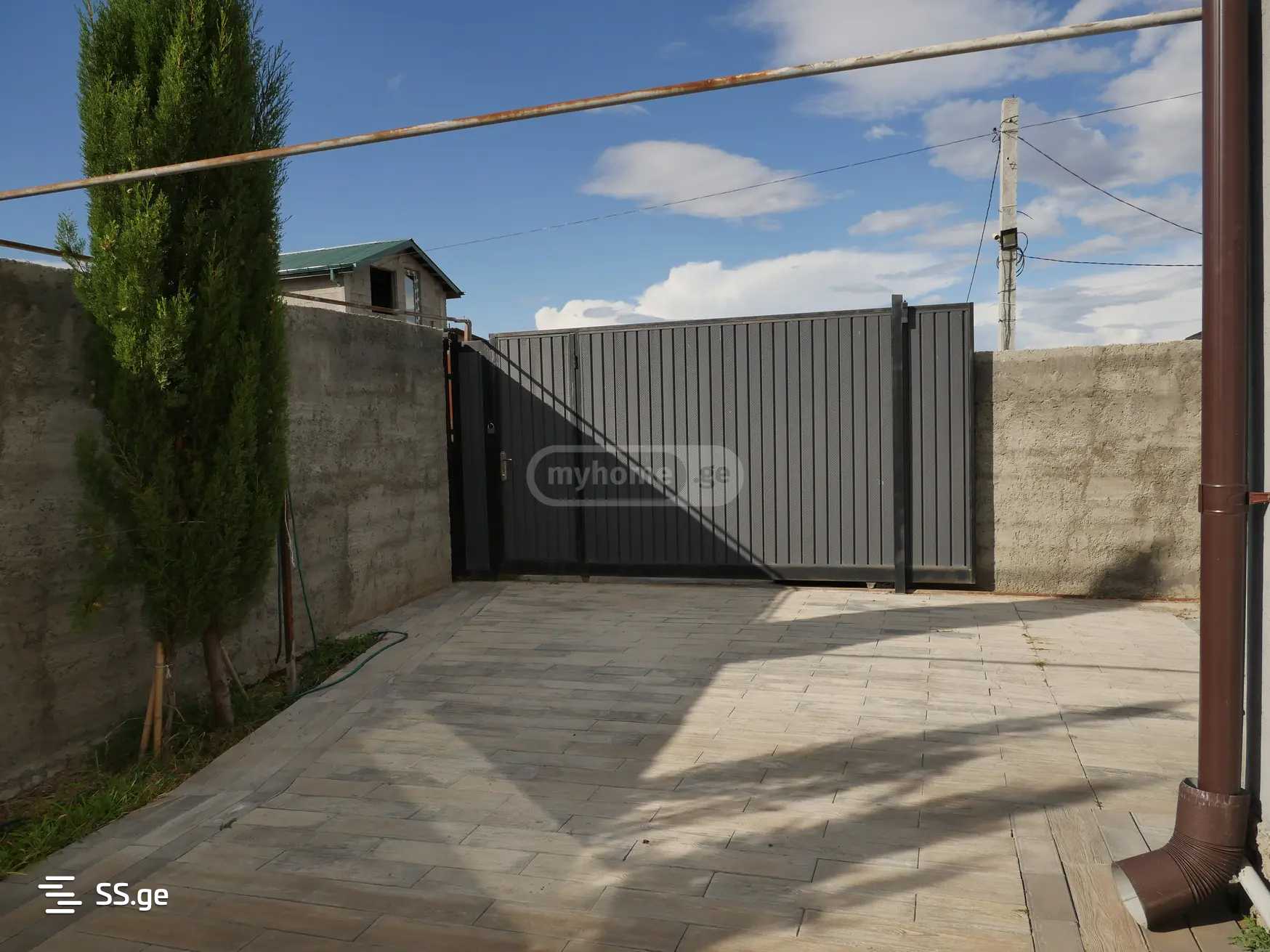 5 Room Private House For Sale view 10