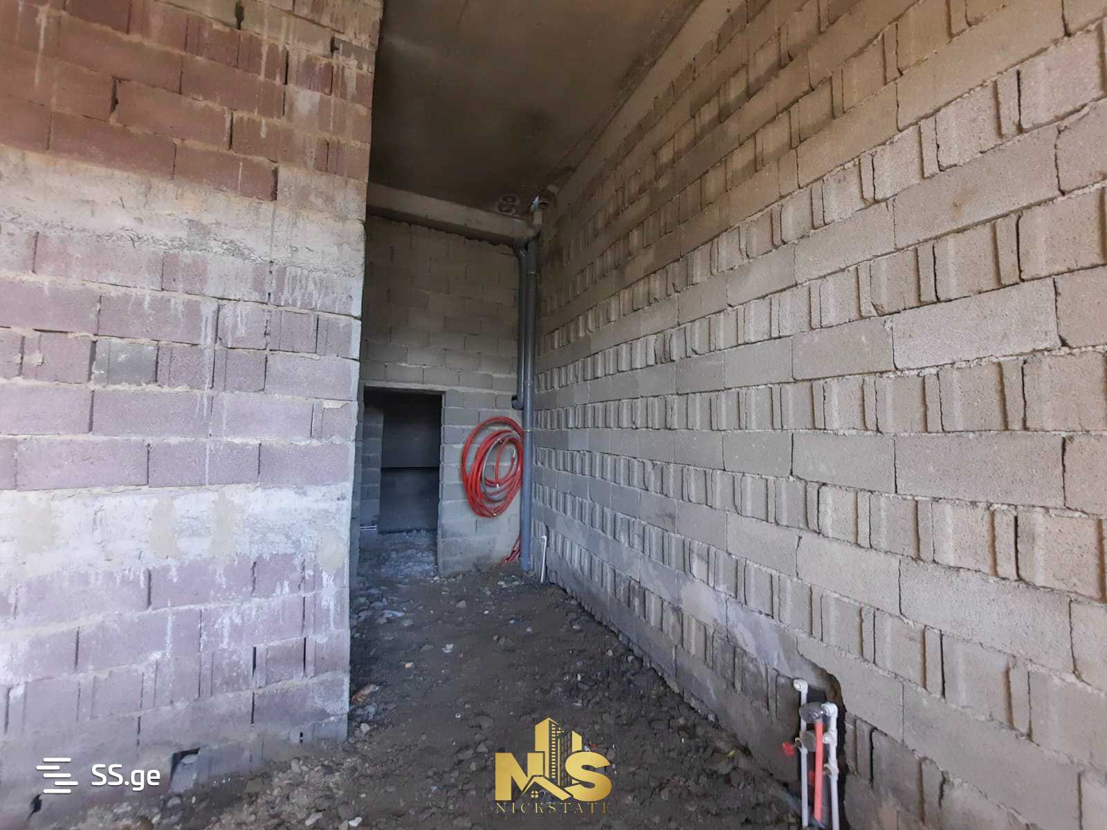 2 Room Flat For Sale view 3