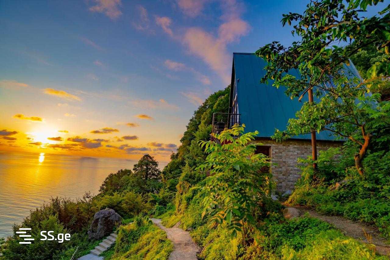 4 Room Summer Cottage Daily Rent. Gonio view 2