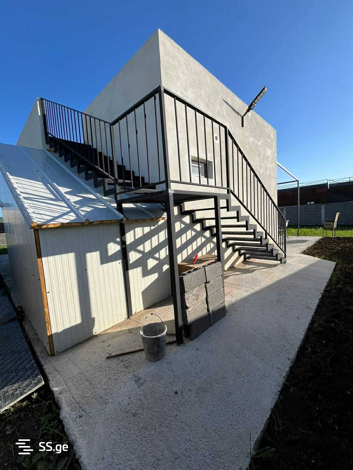 3 Room Private House For Sale view 9