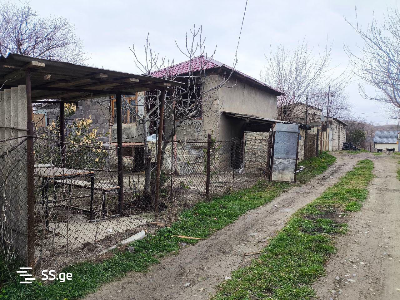 3 Room Private House For Sale view 13