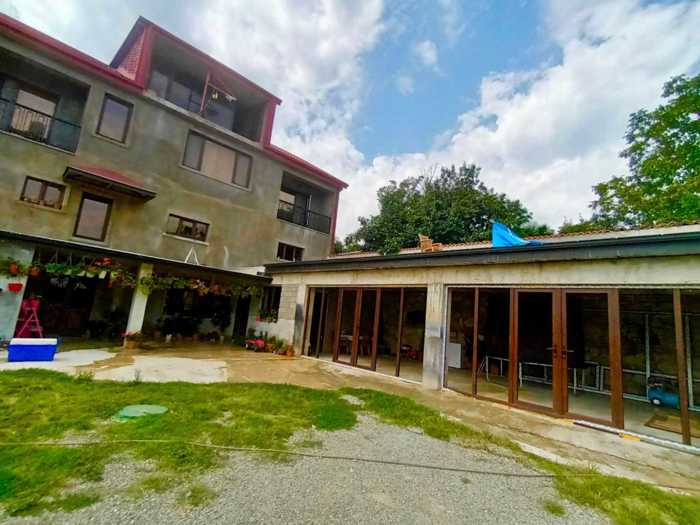10 room Private House For Sale. Kurdghelauri