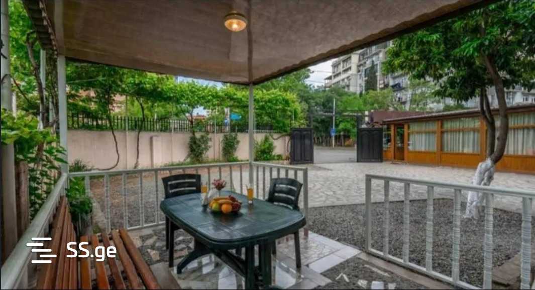 20 Room Hotel For Sale view 4