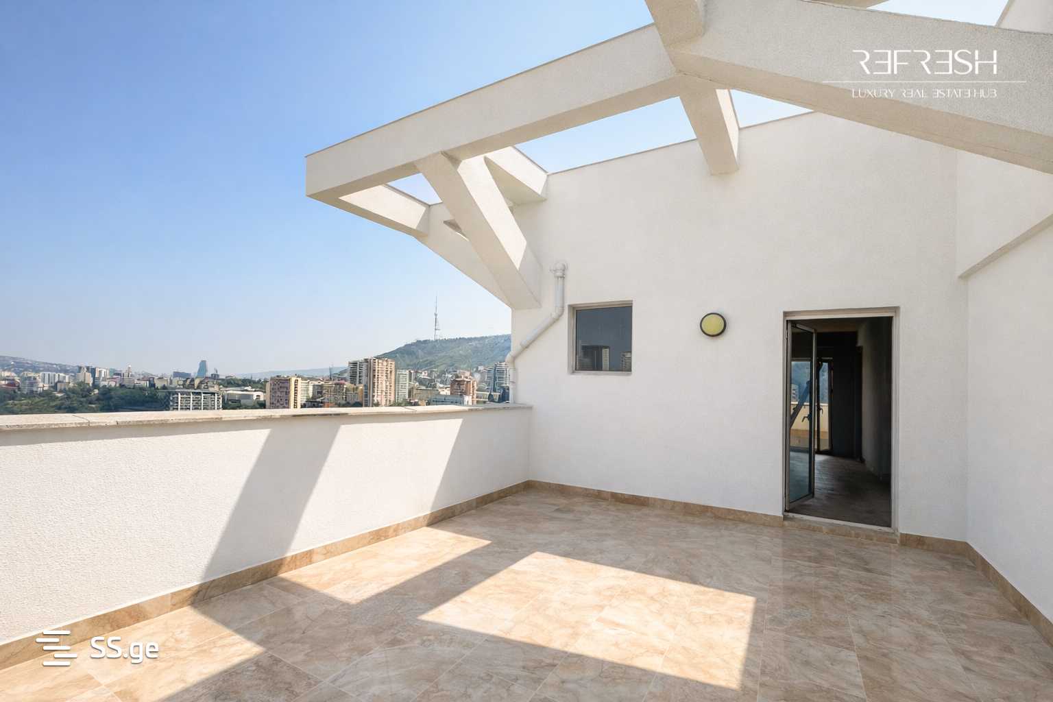 10 Room Hotel For Sale