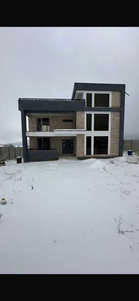 6 room Private House For Sale. Tabakhmela