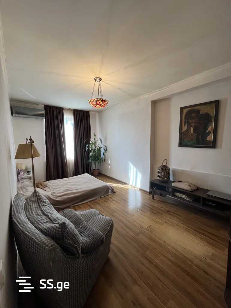 4 room Flat For Sale. Didube - Widok 2