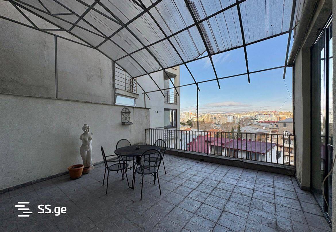 3 room Flat For Rent. Vake - Mehr
