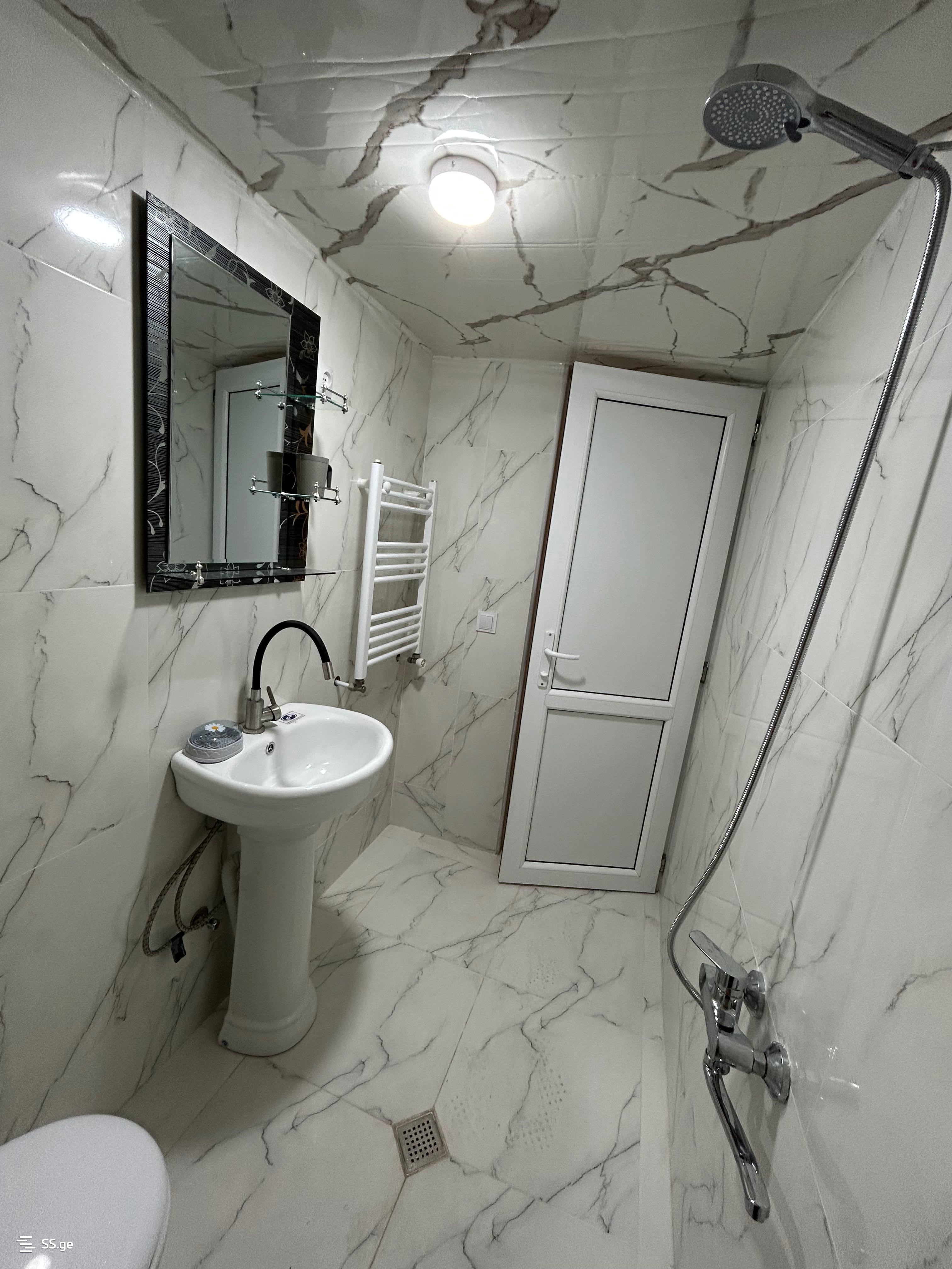 2 Room Private House Daily Rent. Kutaisi view 10