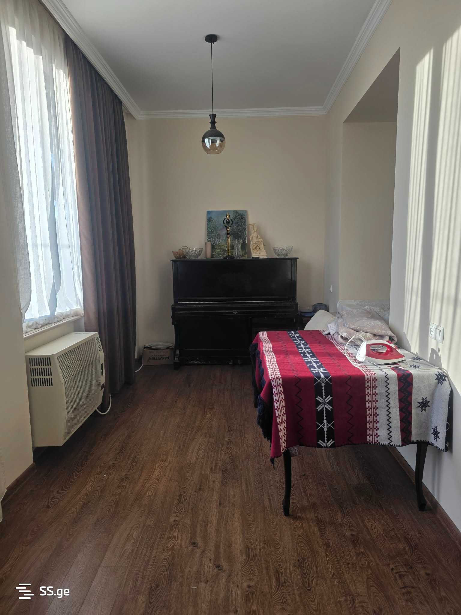 3 Room Flat For Sale view 8