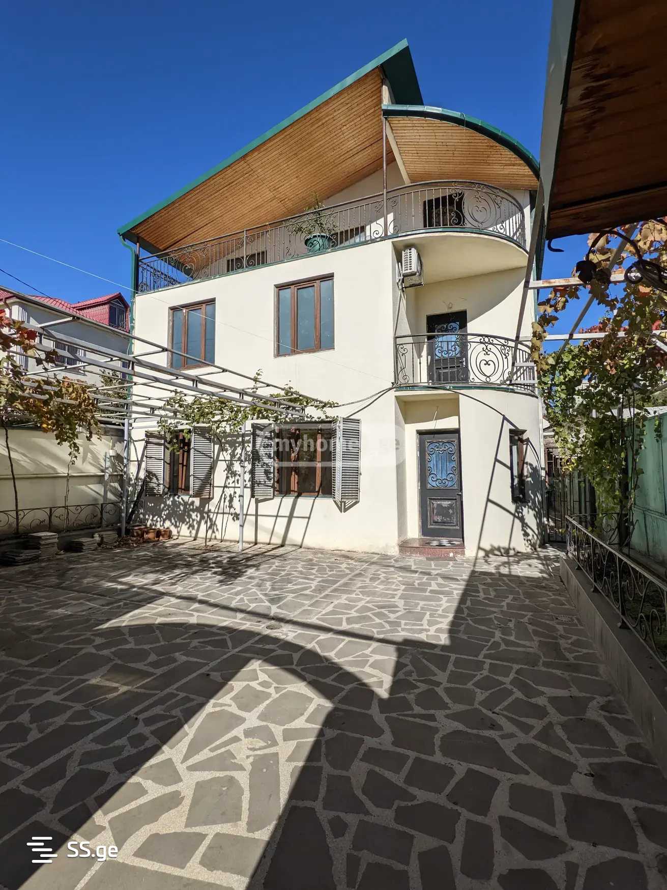 7 Room Private House For Rent. Samgori view 1
