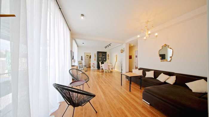 5 room Private House For Sale. Jighaura