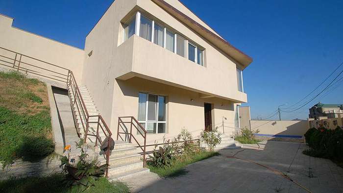6 room Private House For Sale. Didgori