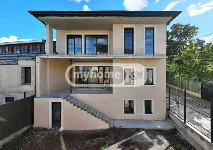 8 room Private House For Sale. Tskneti