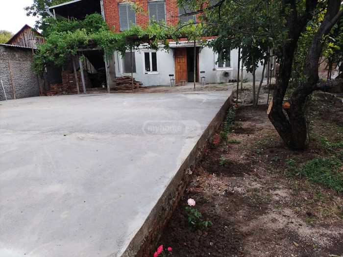 5 room Private House For Sale. Shindisi