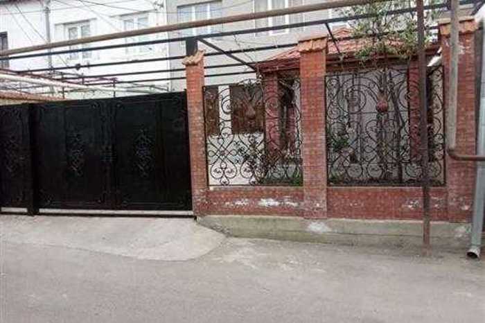 4 room Private House For Sale. Tskneti