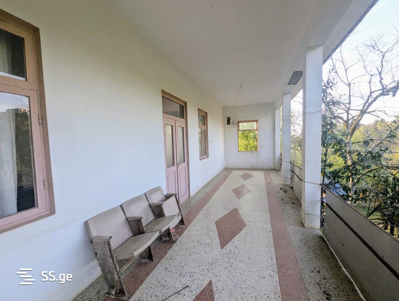 5 Room Private House For Sale view 8