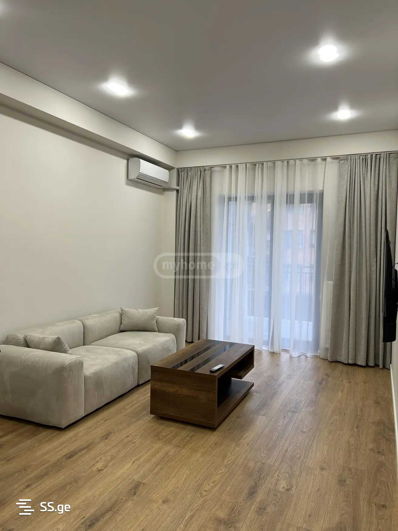 2 room Flat For Rent. Saburtalo - Aanzicht 2