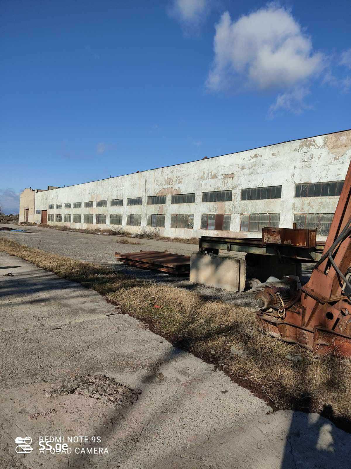 Store-Industrial Property For Rent. Lilo view 8