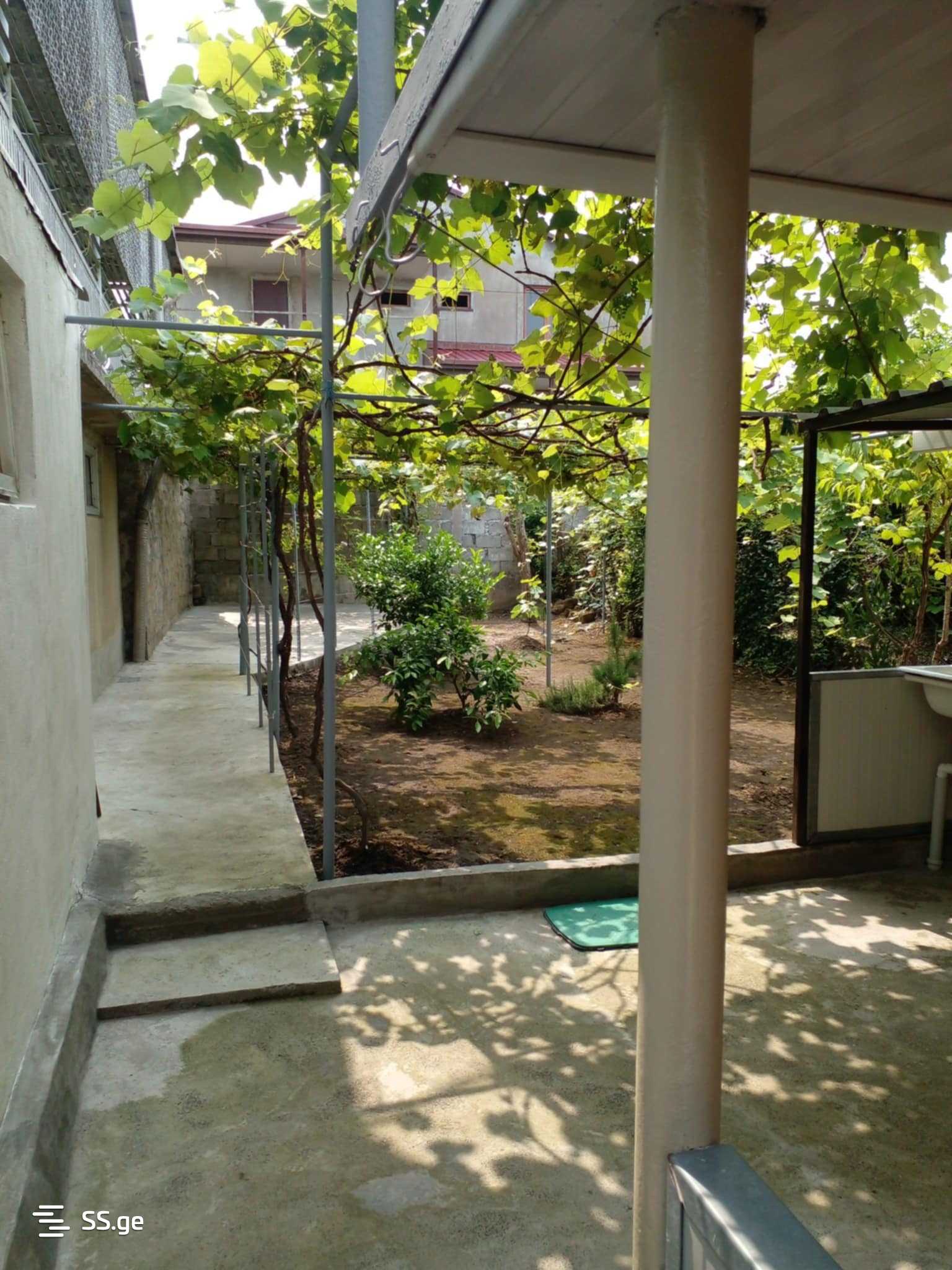 8 Room Private House For Rent. Zugdidi view 10