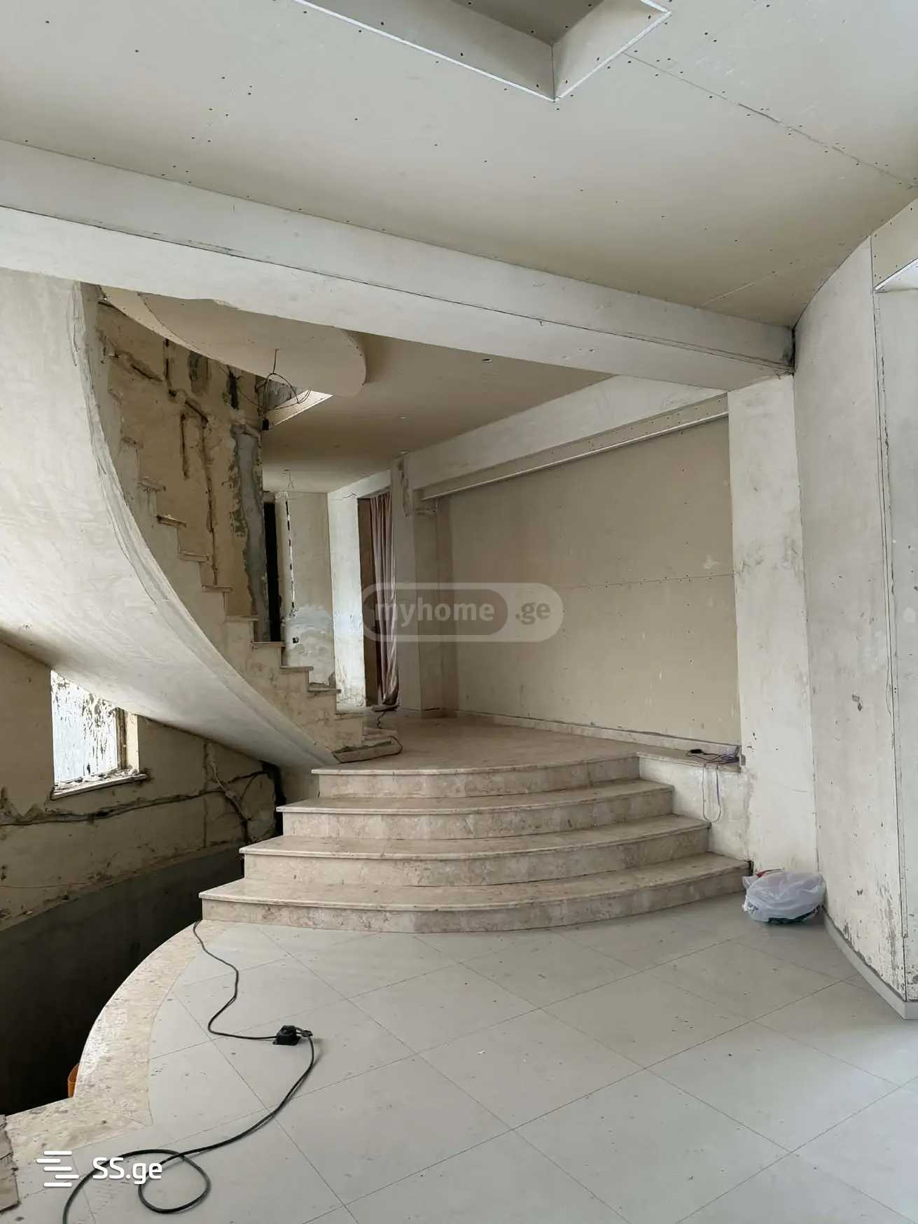 11 Room Private House For Sale view 5