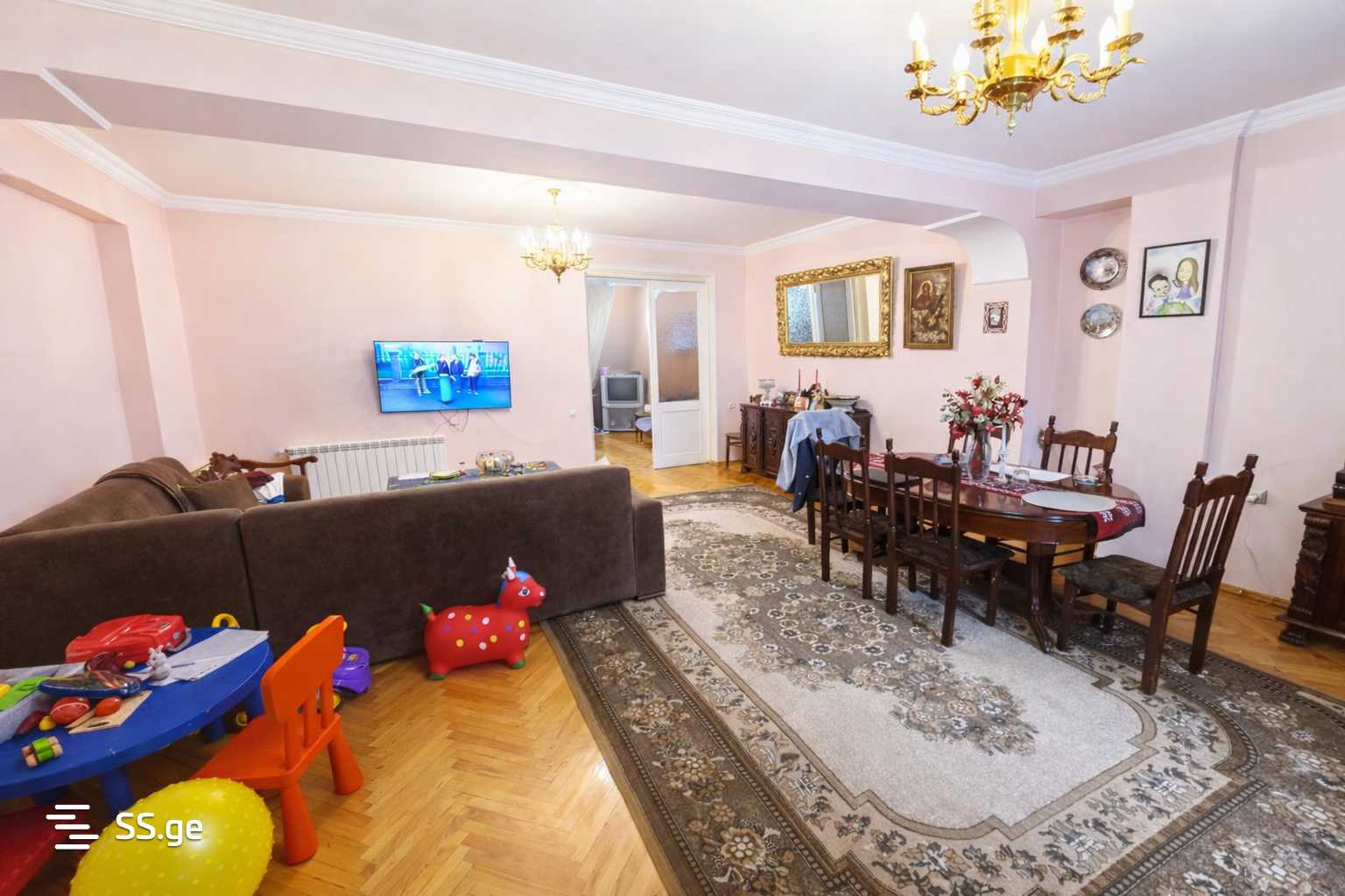 7 room Flat For Sale. Saburtalo - Ansicht 3