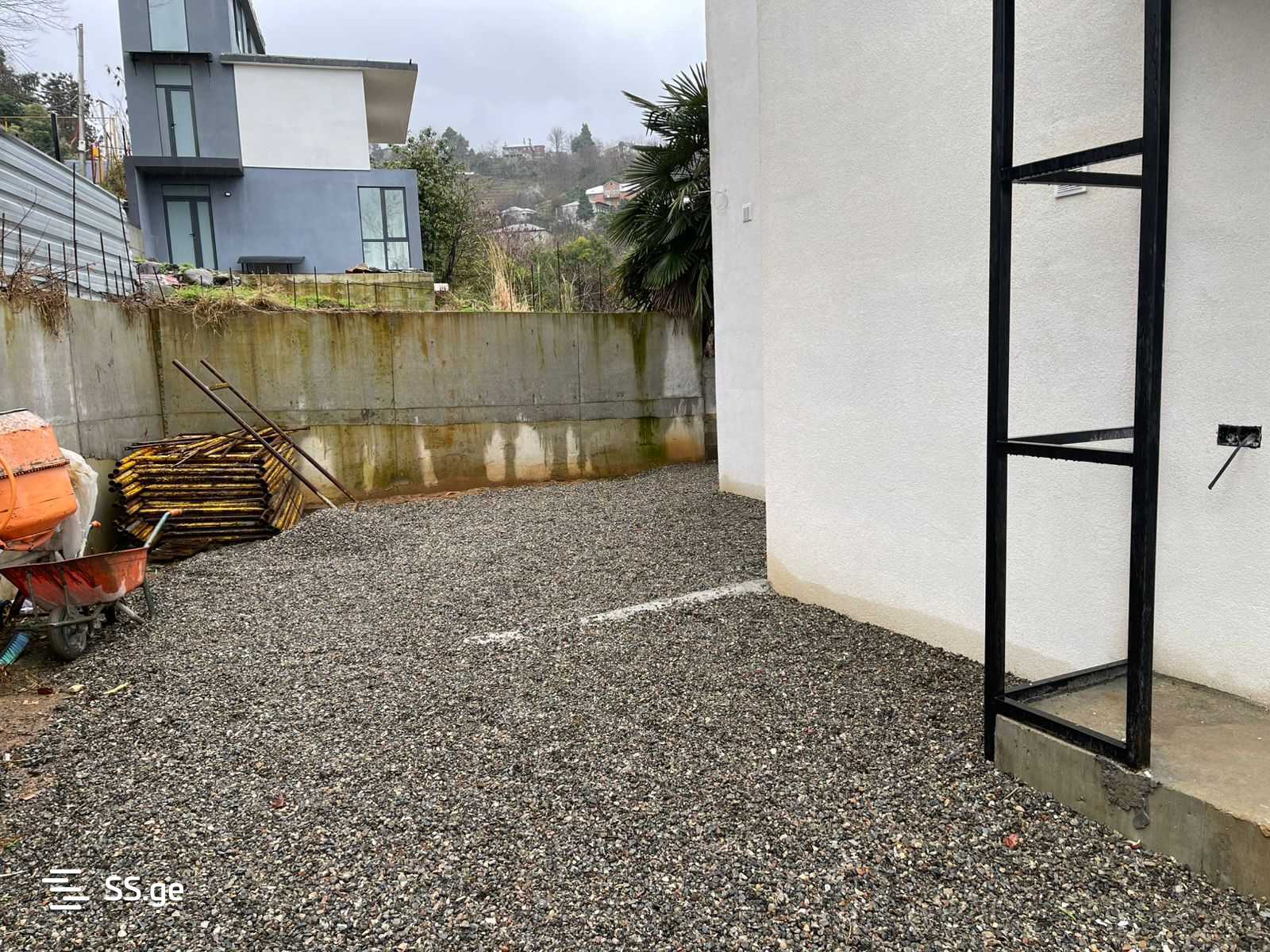5 Room Private House For Sale view 13