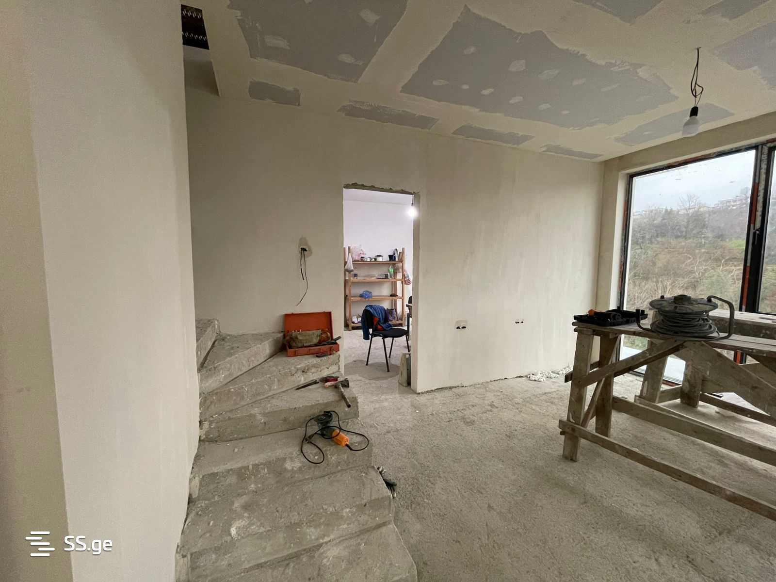 5 Room Private House For Sale view 14