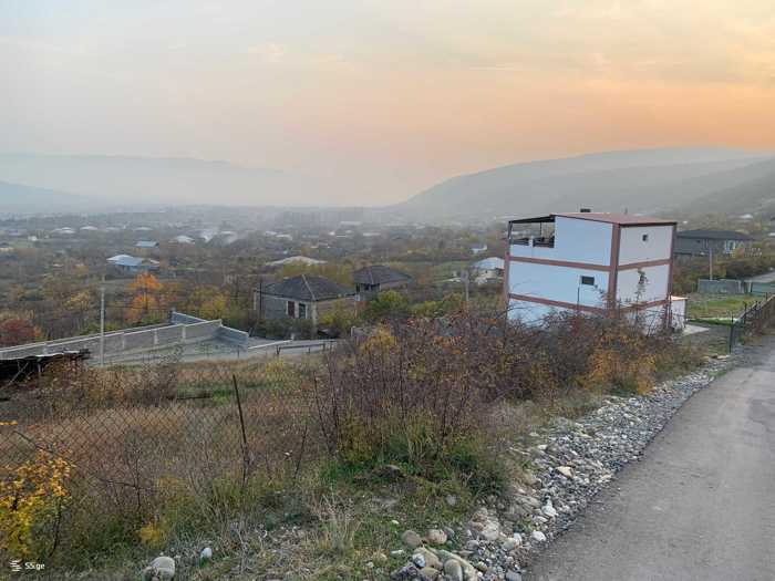 Land For Sale. Navazi