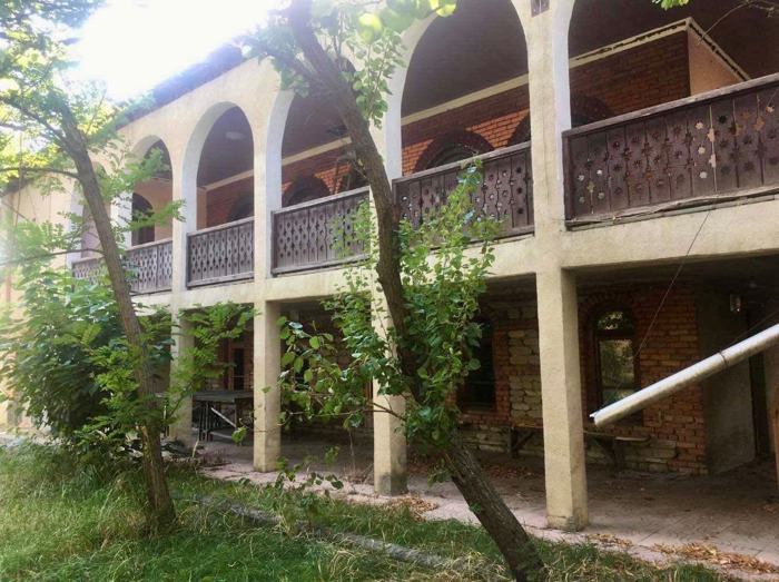 Store-Industrial property For Sale. Nukriani