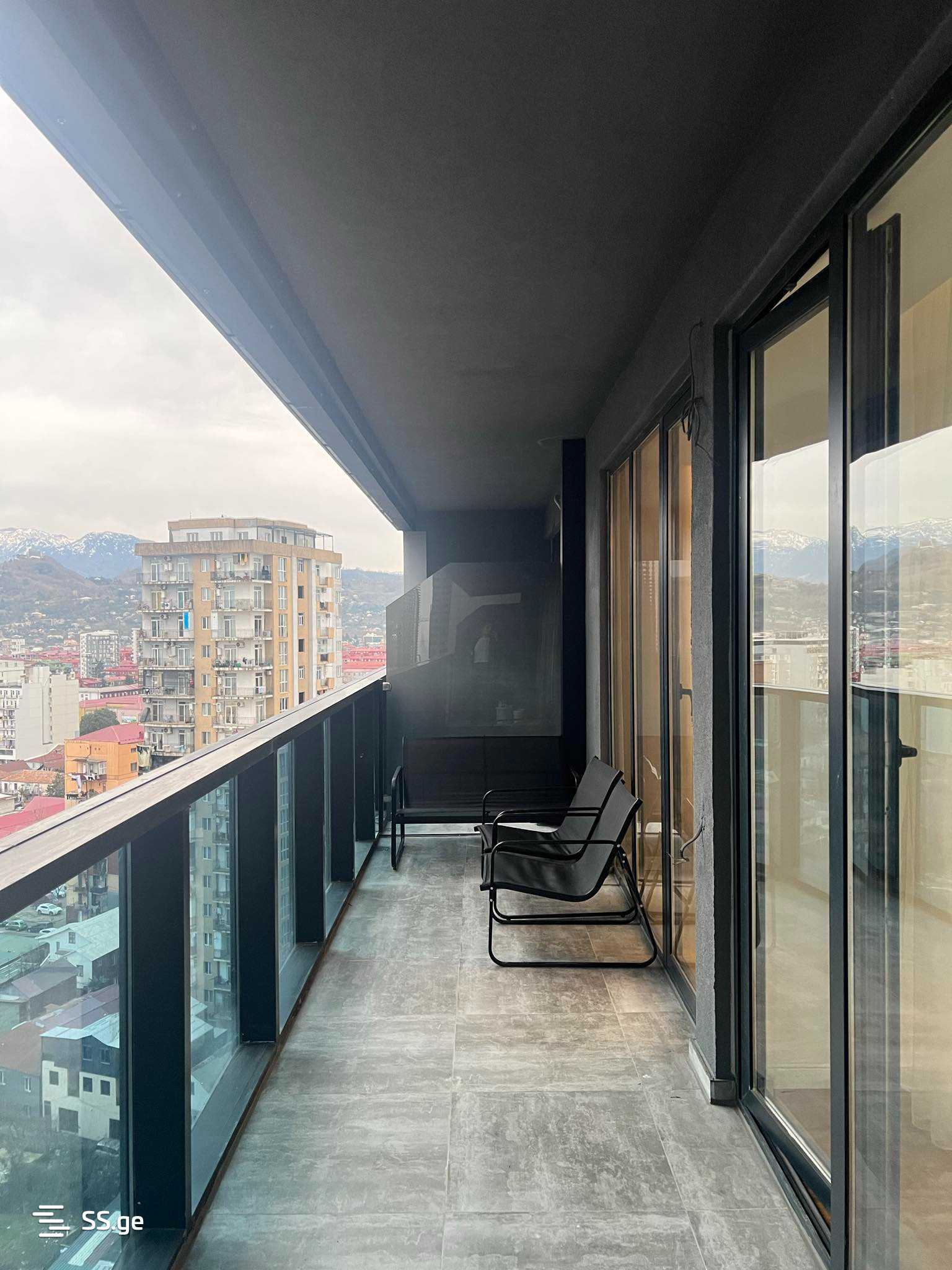 2 room Flat For Sale. Batumi - Ansicht 5