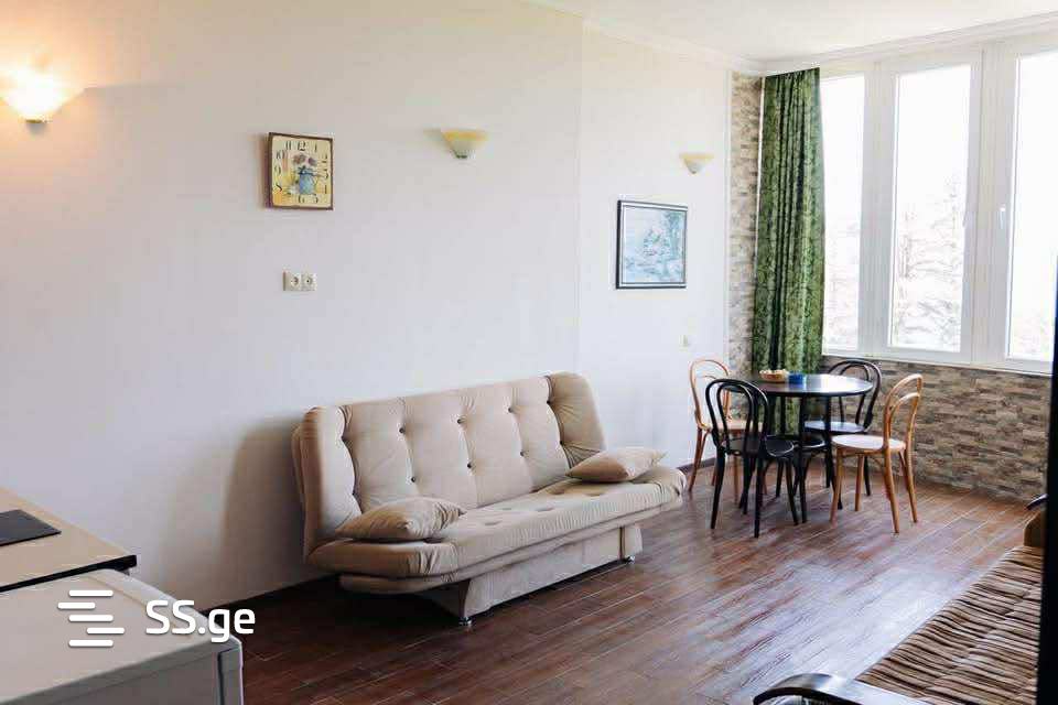 2 Room Flat Daily Rent. Qala view 6