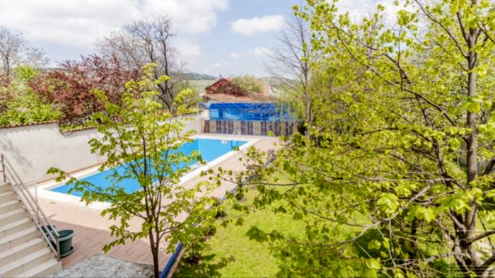 9 room Private House For Sale. Tsavkisi