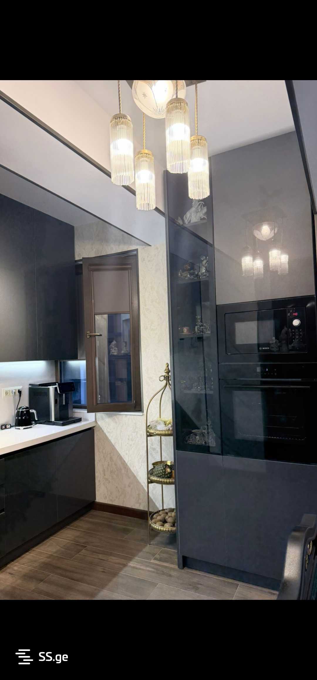 4 room Flat For Sale. Isani - Widok 3