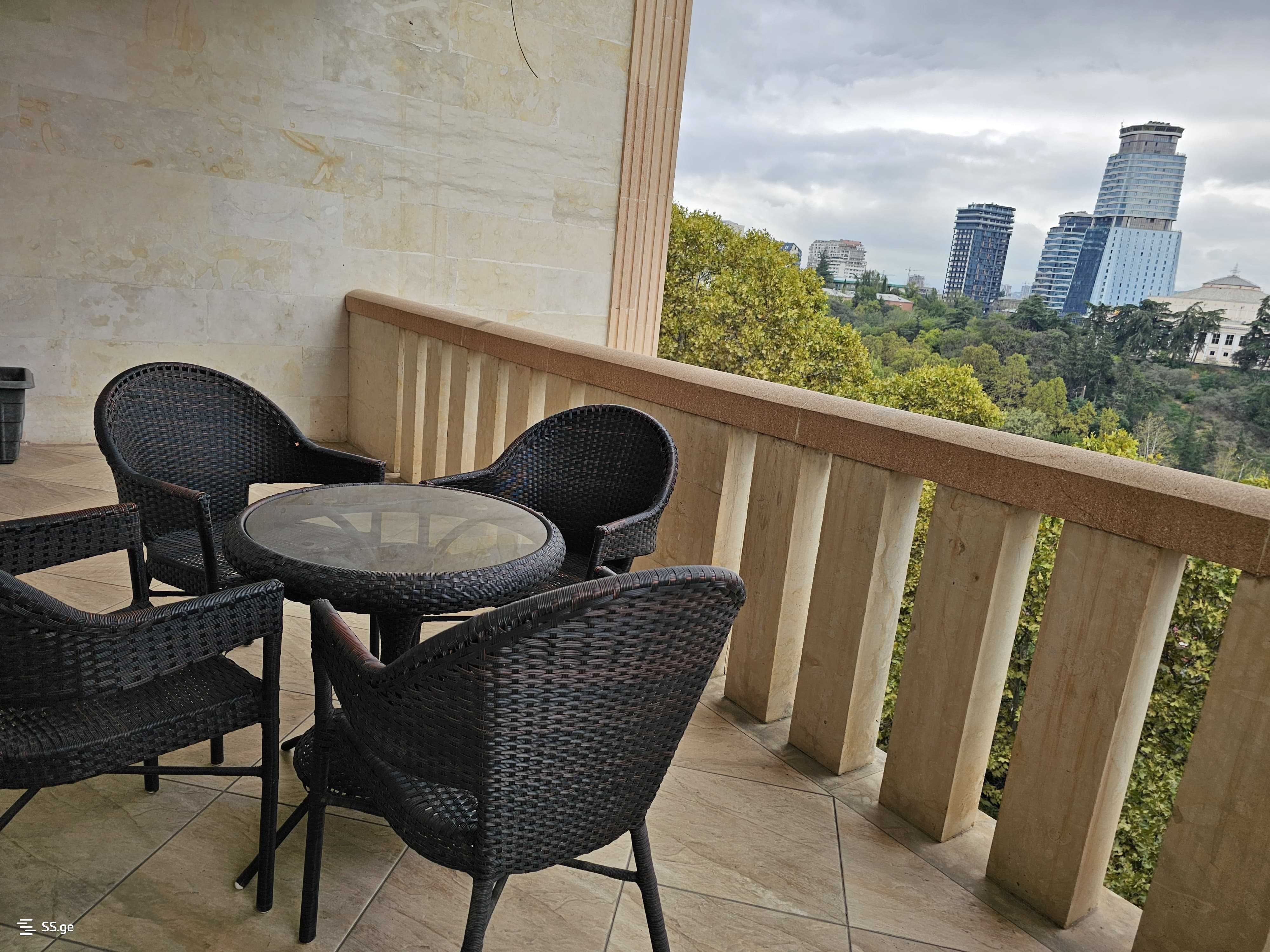2 Room Flat Daily Rent. Vera view 7