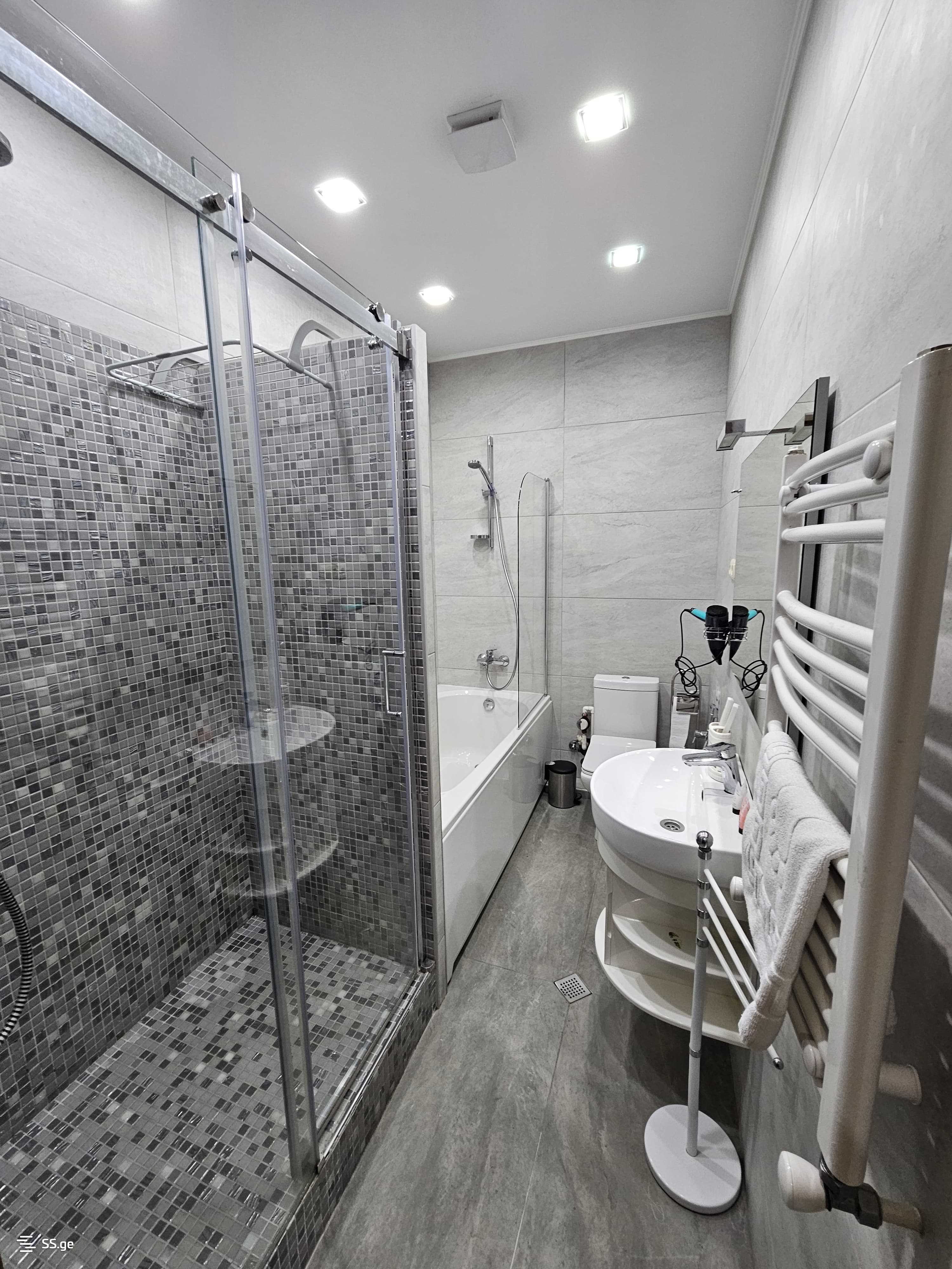 2 Room Flat Daily Rent. Vera view 12