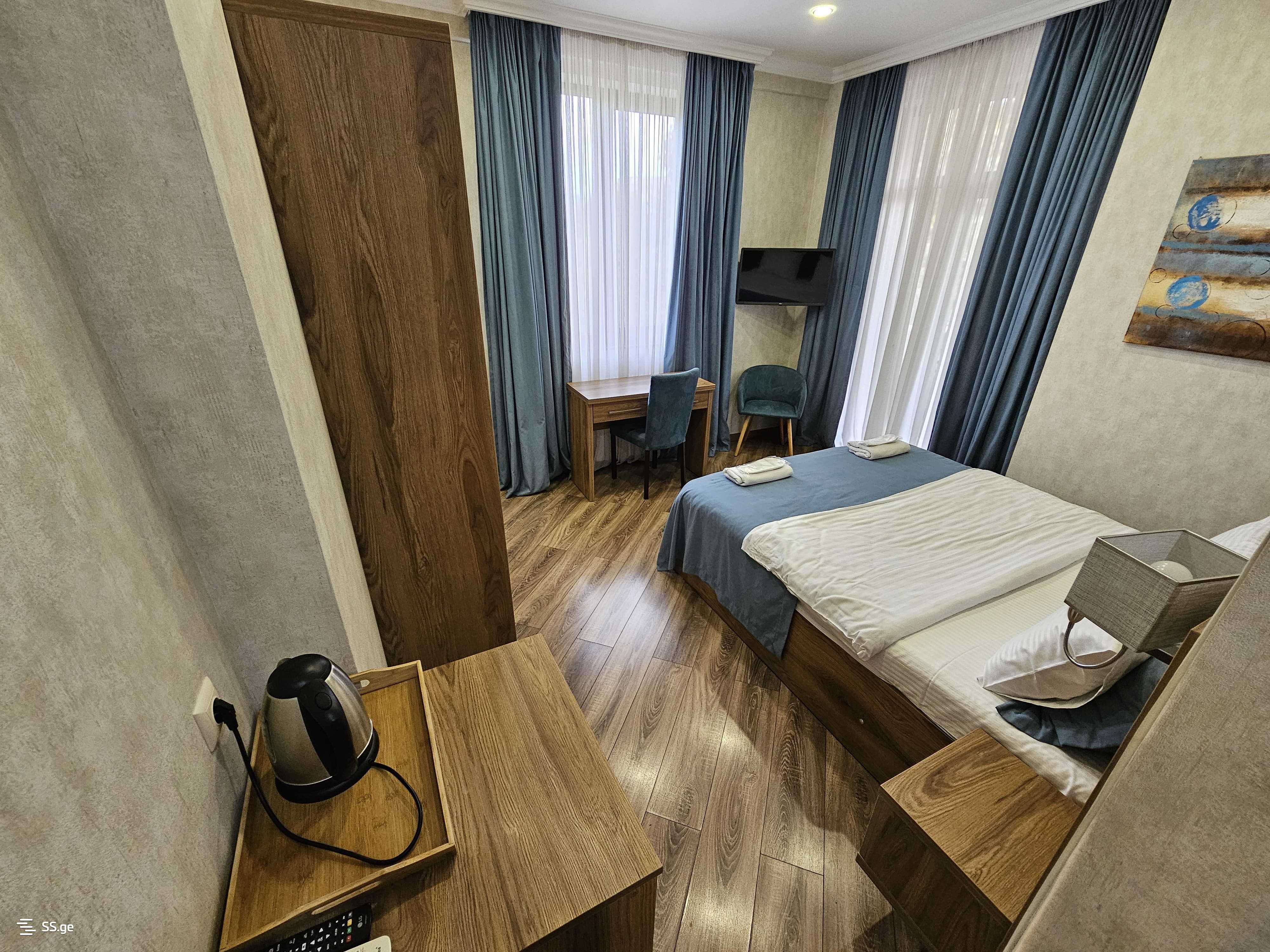 1 Room Flat Daily Rent. Vera view 2