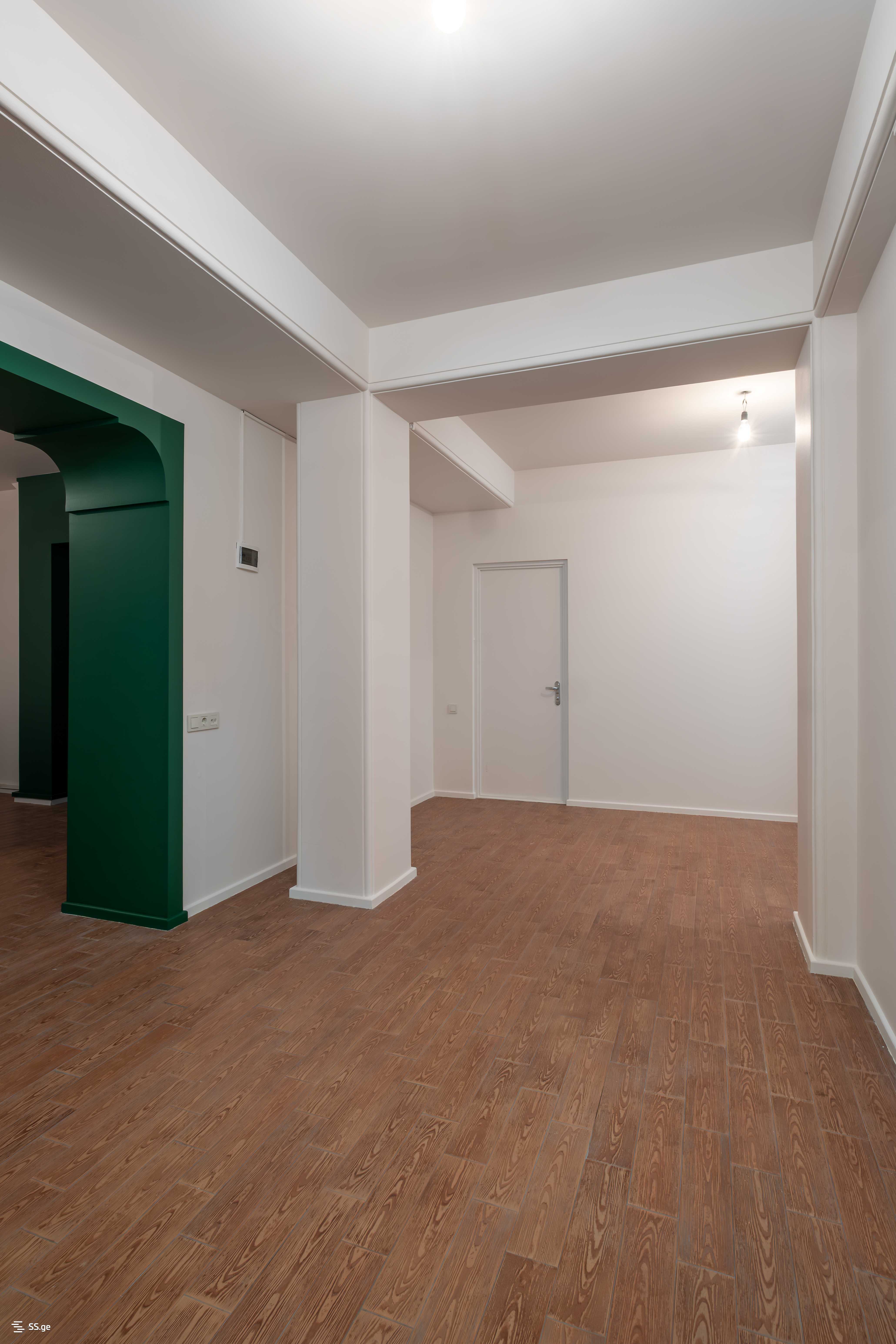 Продажа Commercial Space в Ваке view 3
