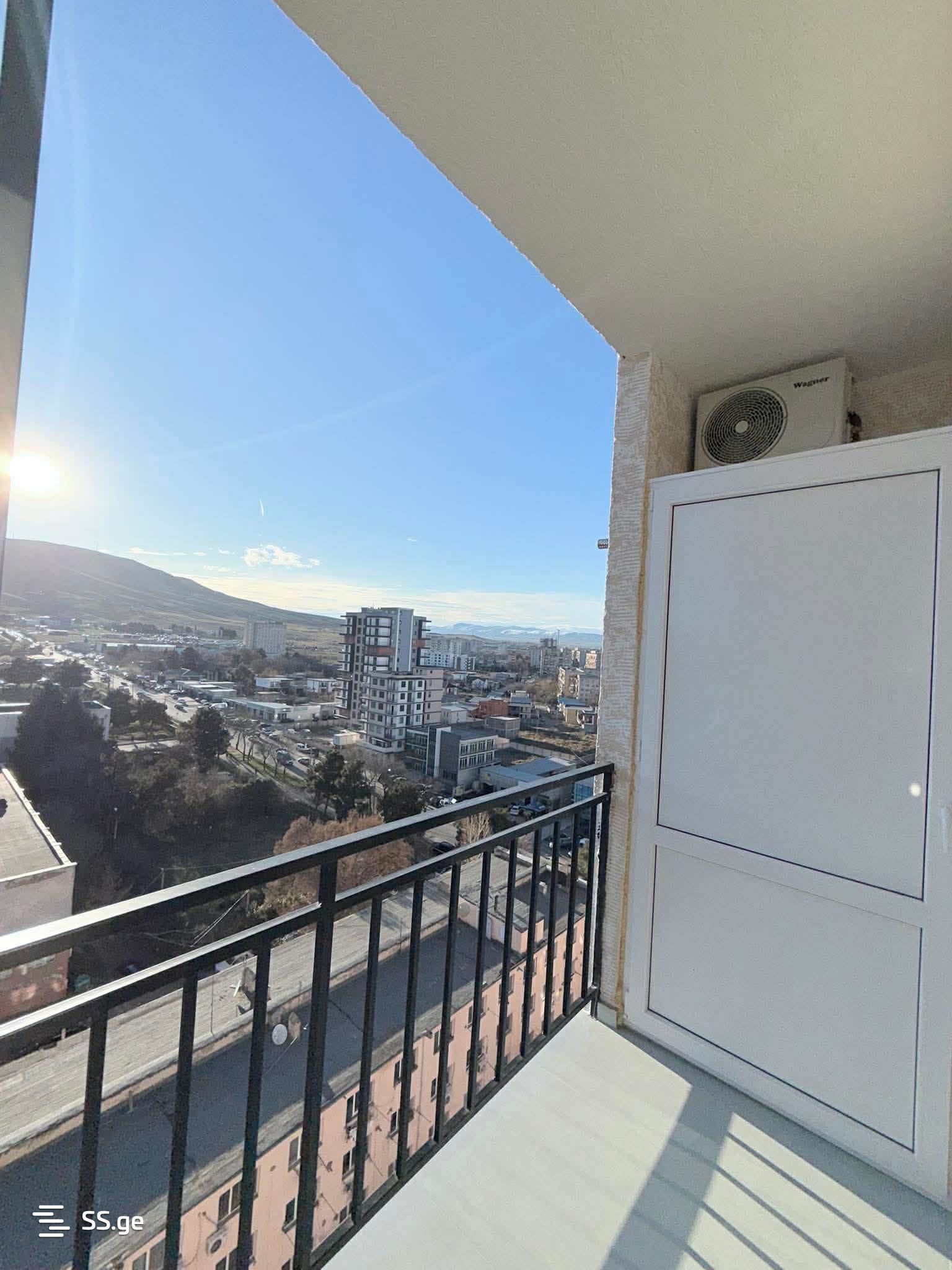 2 Room Flat Daily Rent. Rustavi view 2