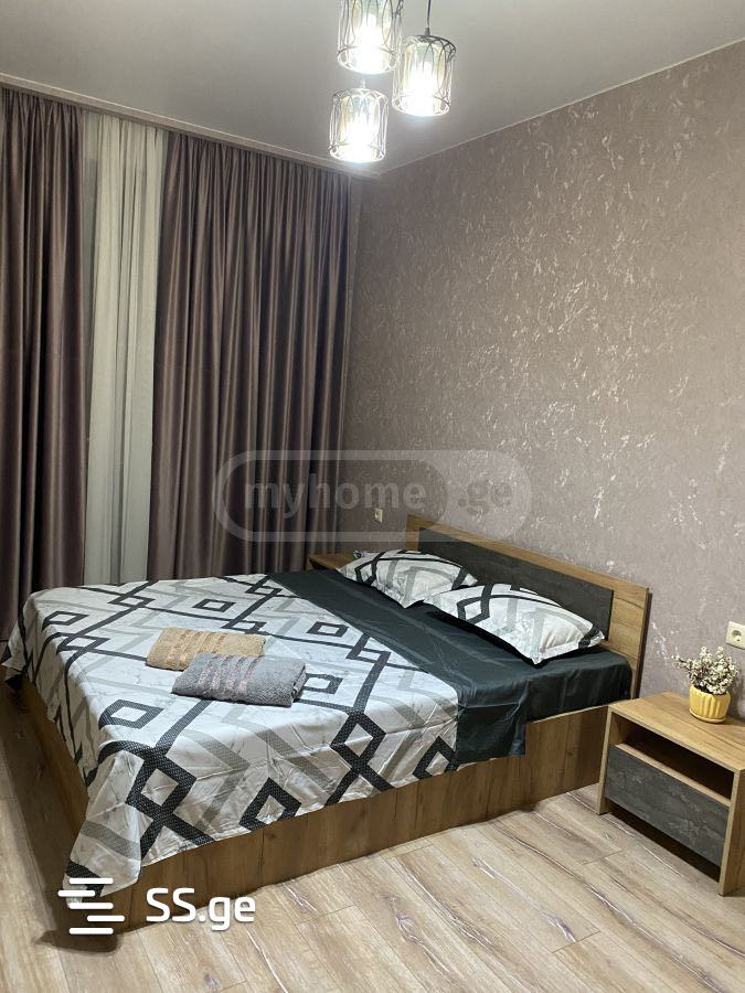 2 Room Flat Daily Rent. Mukhiani view 4