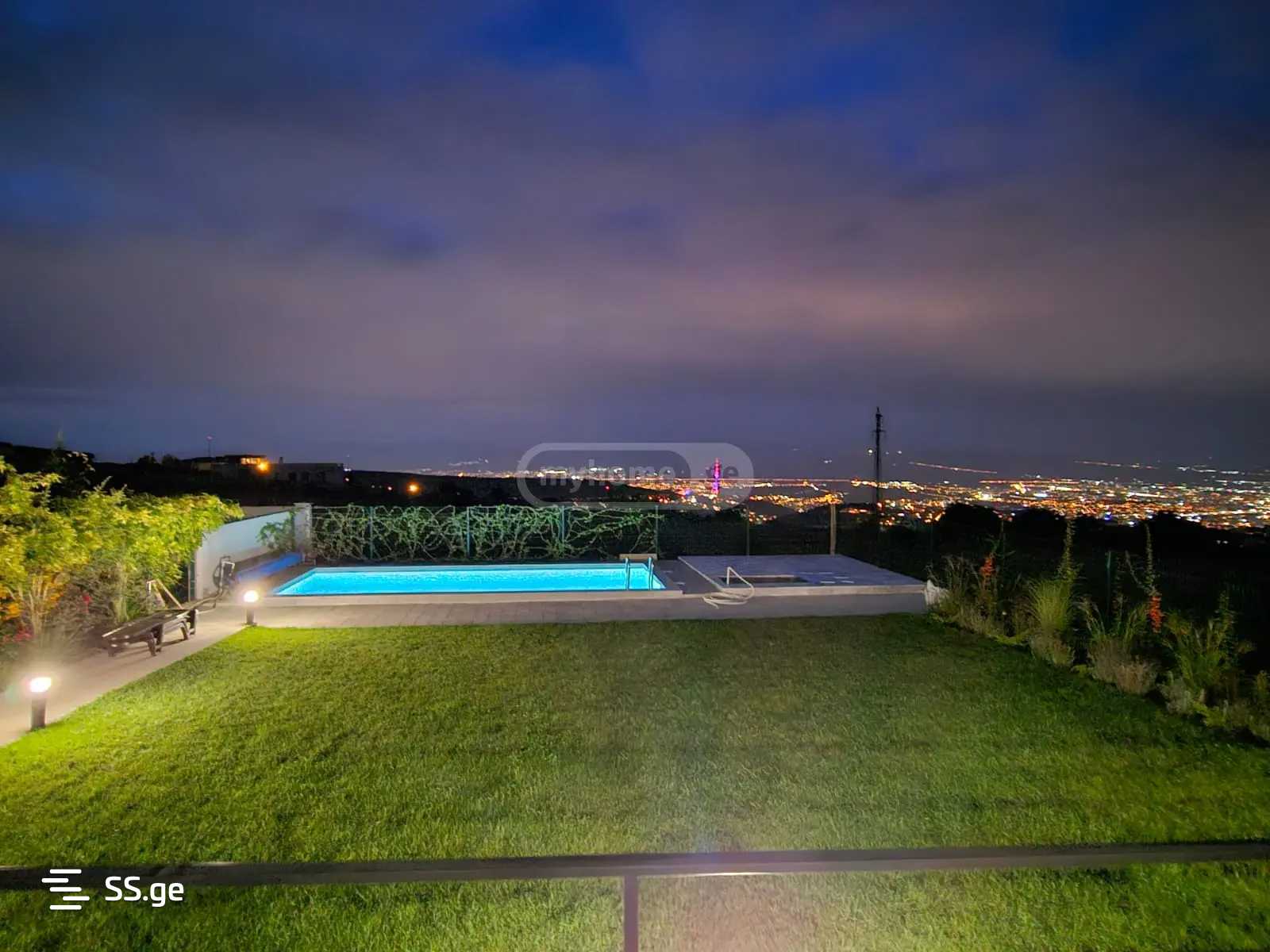 8 Room Private House For Sale, 3 of 4