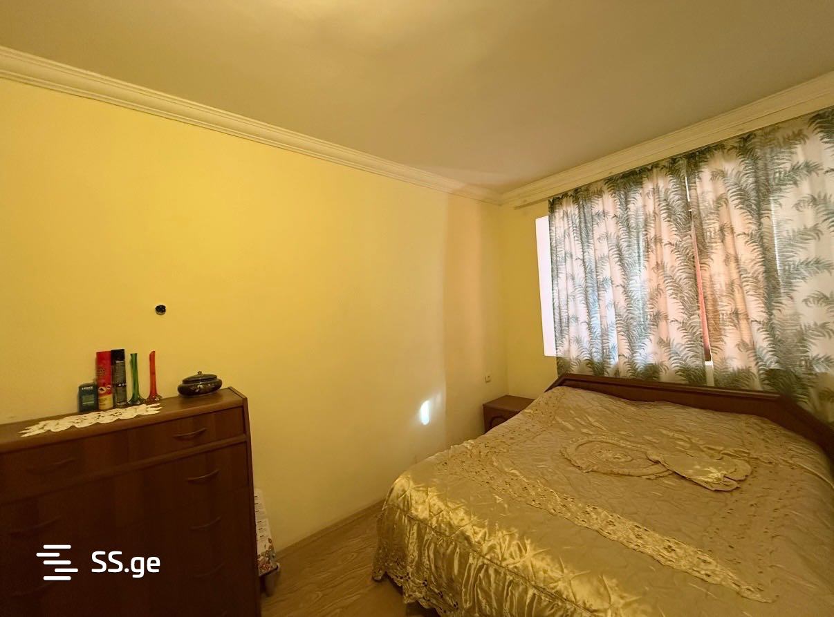 4 Room Flat For Sale view 6